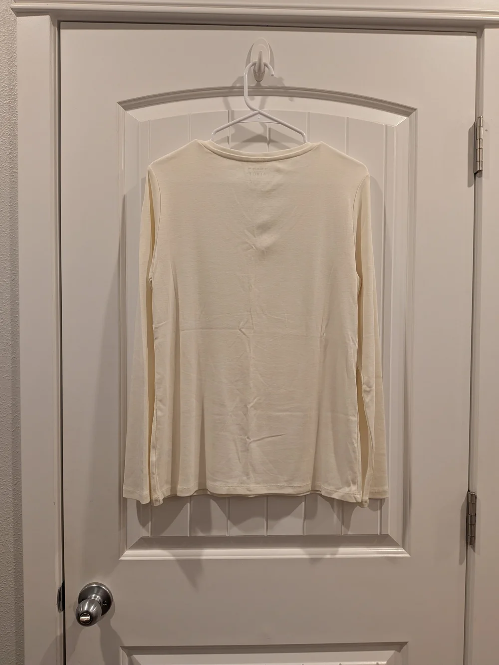 Talbots Cream V-Neck Long Sleeve Top - Picture 4 of 4